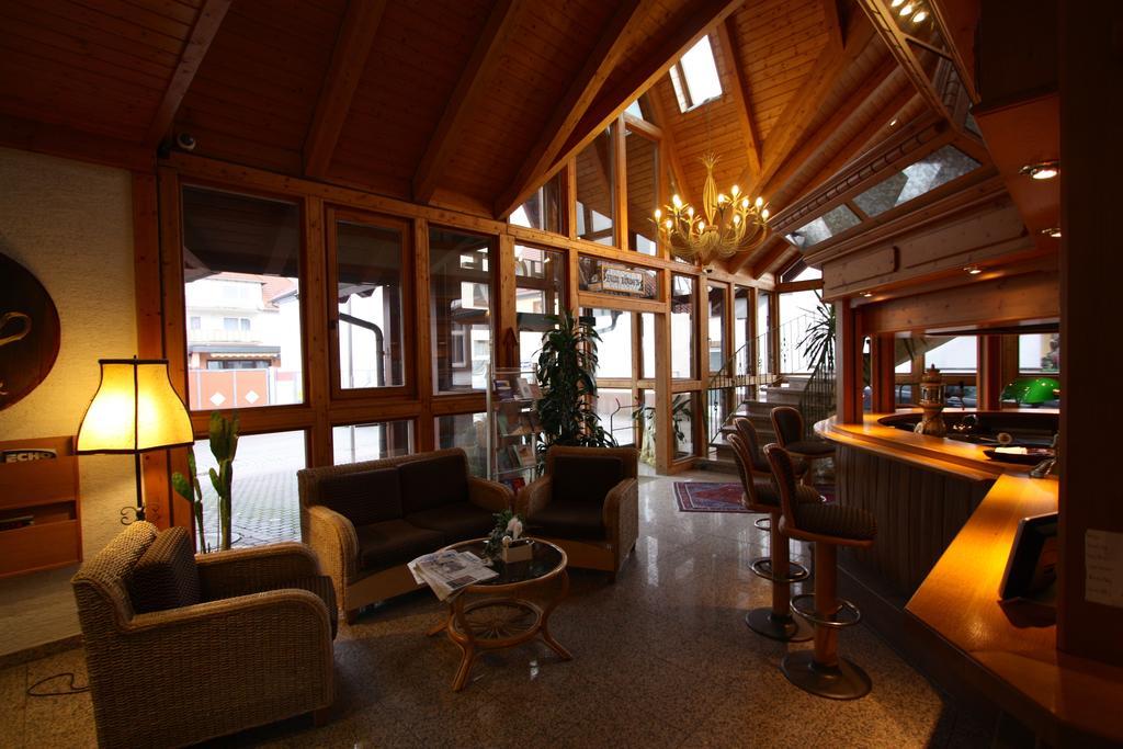 Hotel Zum Loewen Мёрфэльден-Вальдорф Экстерьер фото